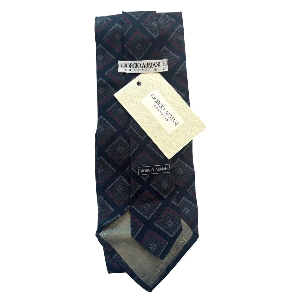 Vtg 90s Giorgio Armani Collezioni Tie 100% Silk Wide Navy Diamond Made in Italy